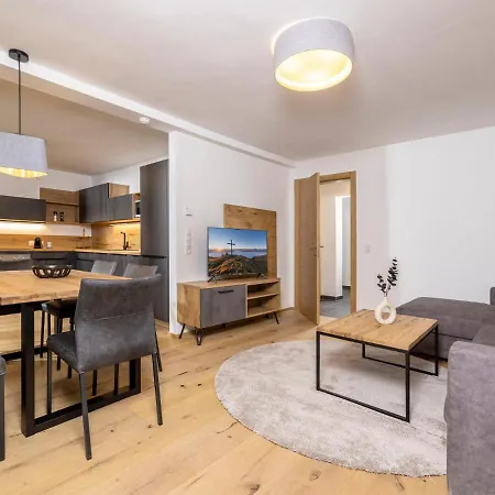 Apartamento Suprior Bergblick 06 By Interhome